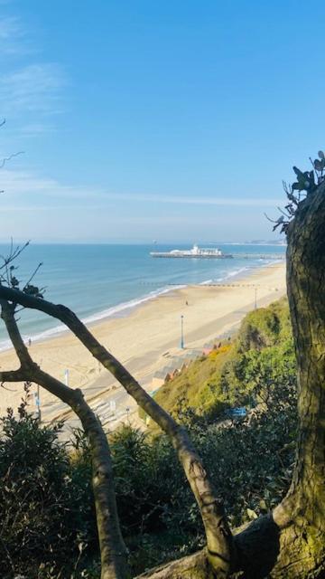 Modern Central Flat With Balcony & Free Parking On-Site Bournemouth Exteriör bild